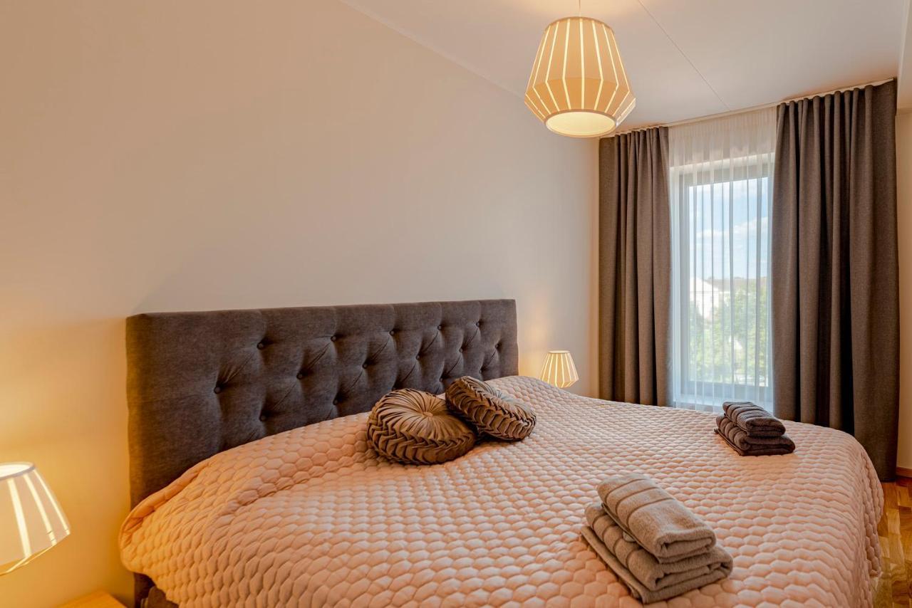 Artisa Riia Str 22A Luxury Apartment Tartu Buitenkant foto