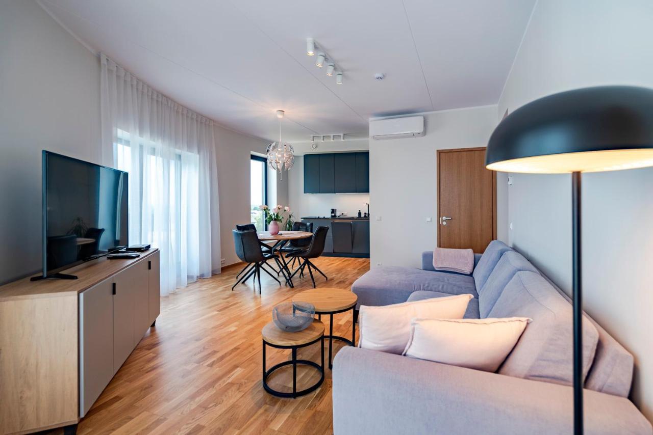 Artisa Riia Str 22A Luxury Apartment Tartu Buitenkant foto