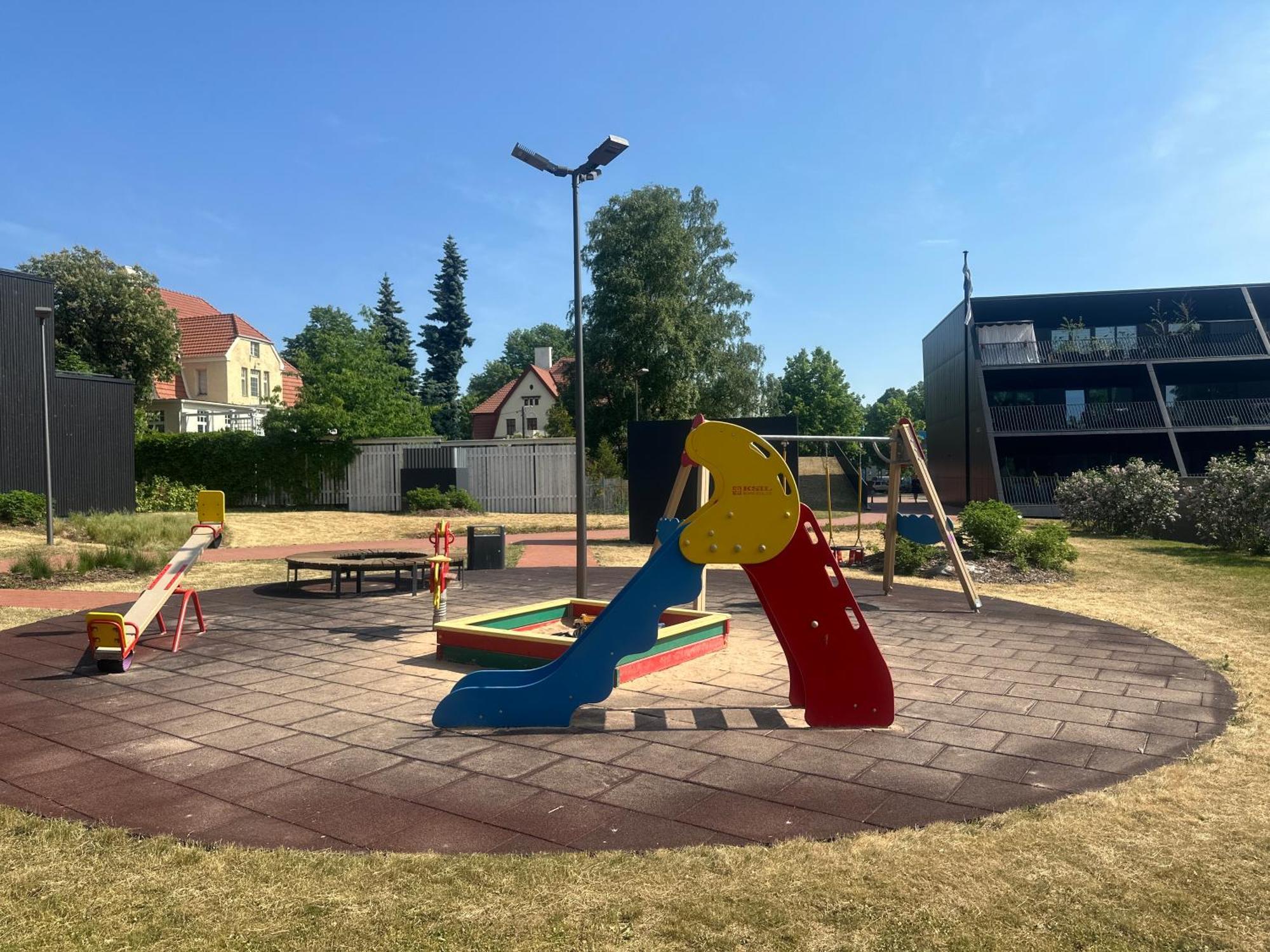 Artisa Riia Str 22A Luxury Apartment Tartu Buitenkant foto